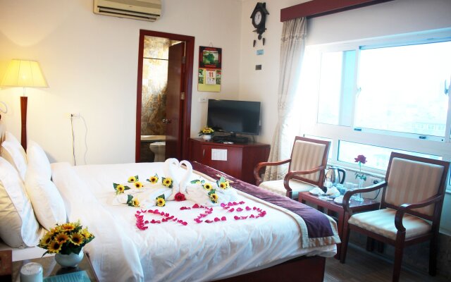 A25 Hotel - 221 Bach Mai