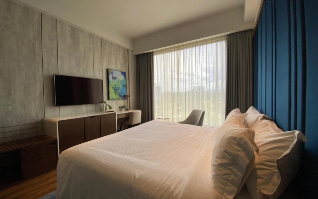 M Resort & Hotel - Image 5