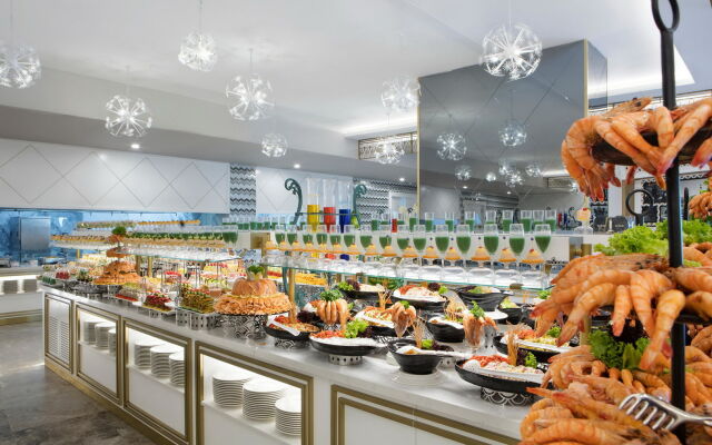 Granada Luxury Beach 