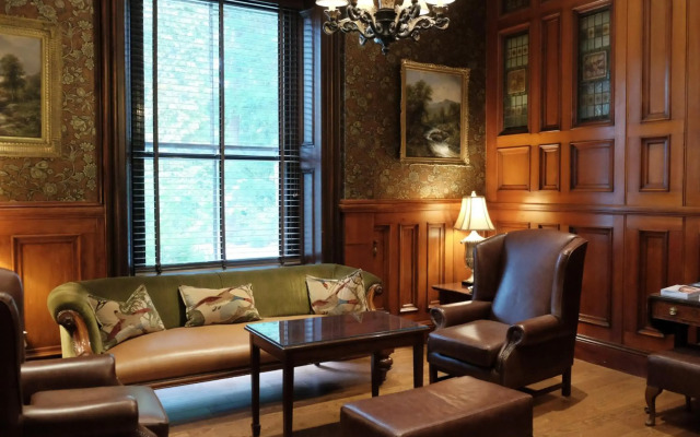Macdonald Norwood Hall Hotel