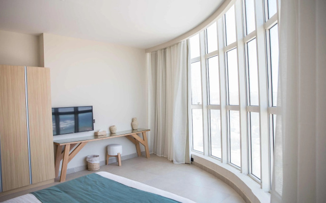 Redcon Suites