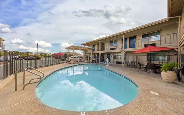 Best Western Hanford Inn