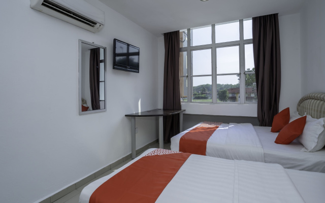 OYO 89441 The Melawati Hotel - photo 3
