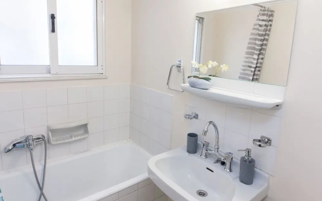 Athens Central Explorer Nest 1 Bd Apt