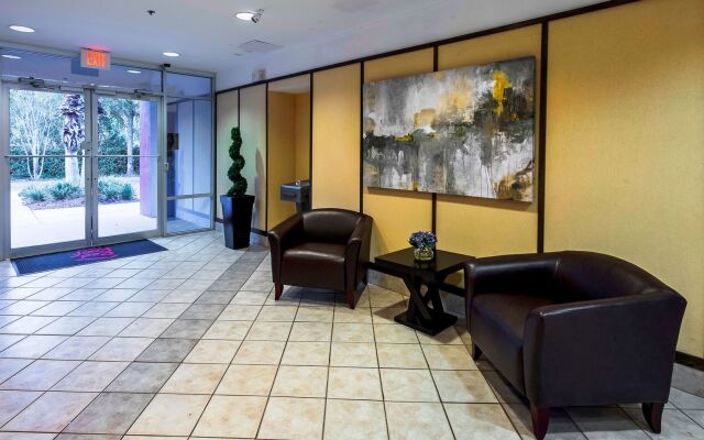 Townhouse Orlando West (ex.Red Roof Inn Orlando West - Ocoee)