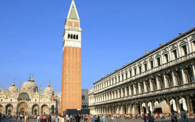 Scenic Apartment in Rosolina Mare With Parking