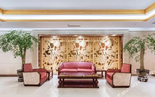 Shun Feng Hotel
