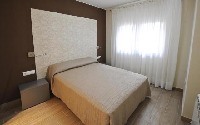 Apartamentos Turísticos Mirablanc