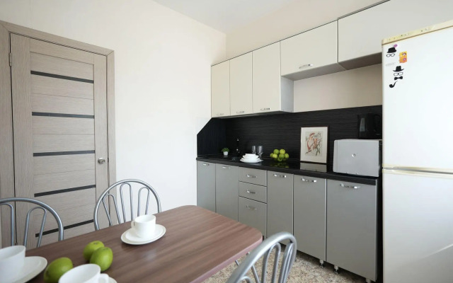 Пять звезд на Омской 23