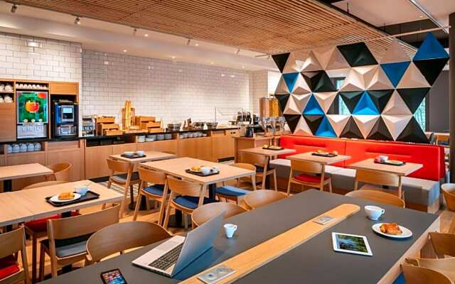 Holiday Inn Express - Marne-la-Valle Val d Europe, an IHG Hotel