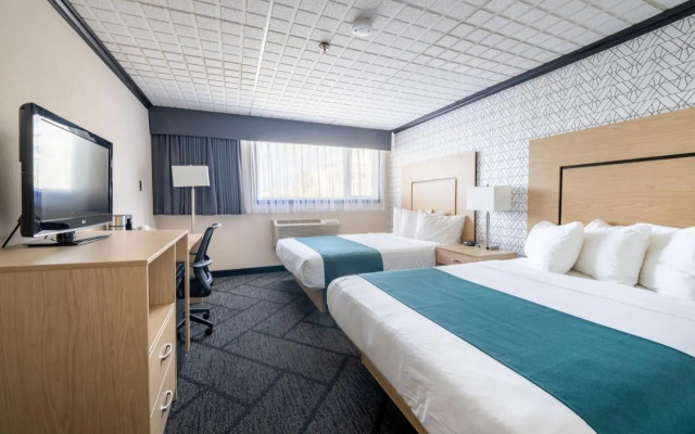 Sternwheeler Hotel & Conference Centre, Trademark by Wyndham