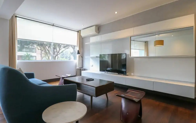w Luxury 2BR in Blas Cerde a San Isidro