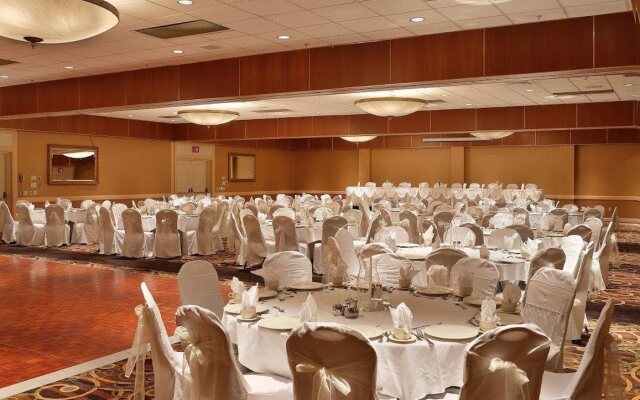 Hotel Mead Resorts & Conventions Center