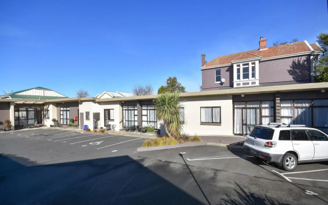 Garden Motel