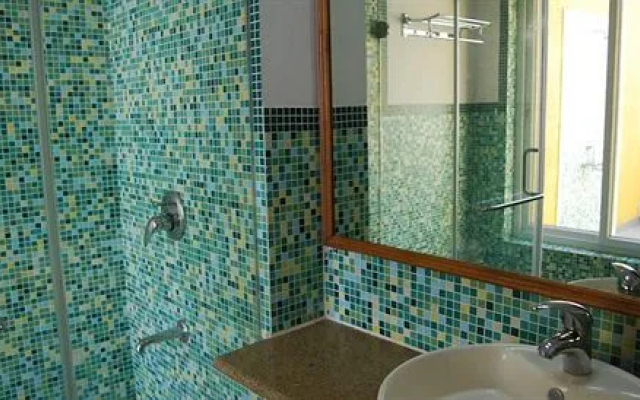 Granpas Inn - Hotel Bougainvillea