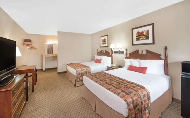 Days Inn Show Low