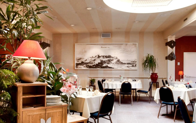 Logis Hôtel & Restaurant Arcombelle