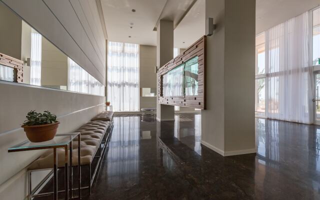 Yam Executive Suite