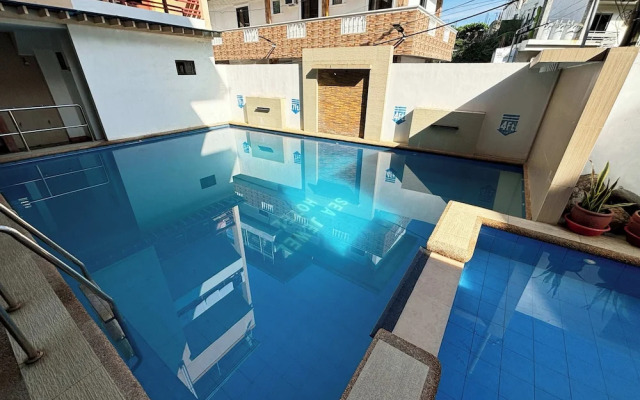 Sea Jewel Hotel Puerto Galera powered by Cocotel