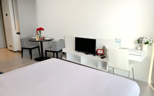 Expressionz Suites KLCC by Like Home