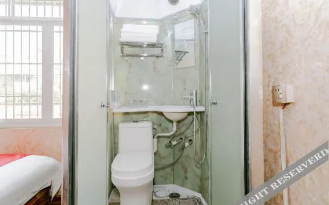 Chongzhou Shuangxin Hotel