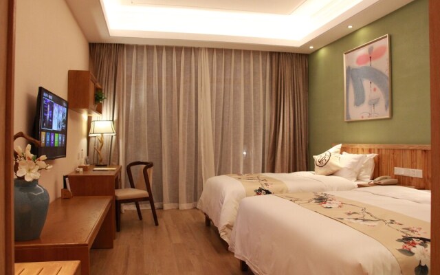 Queshan Lake Arcadia Intl Resort