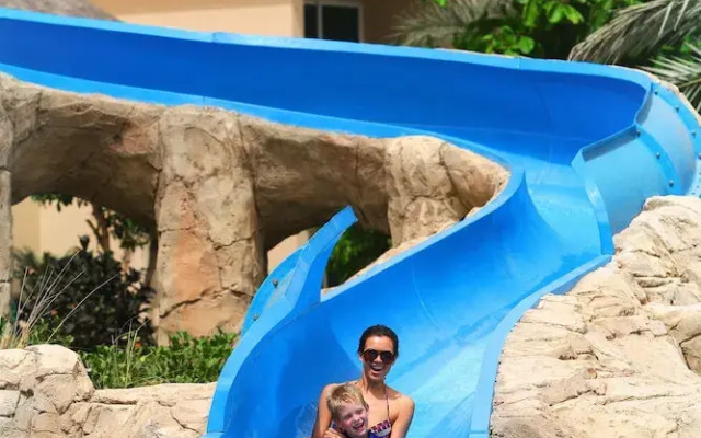 Fujairah Rotana Resort & Spa - Al Aqah Beach