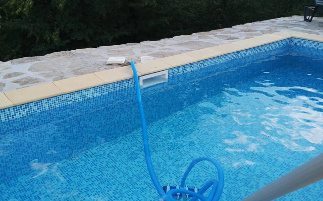 Къща за гости Ножери