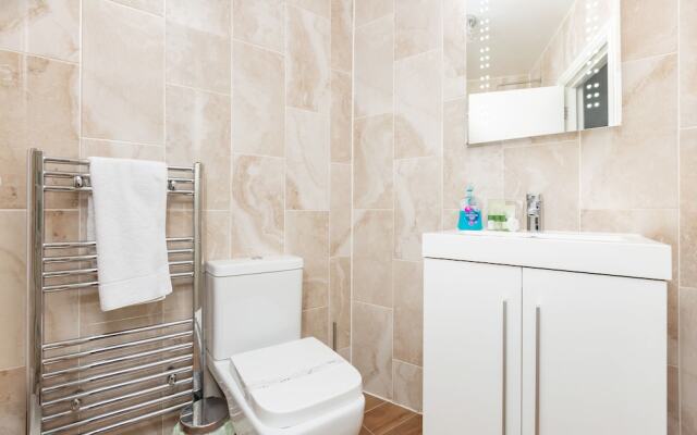 Gyllingeham Suite - Captivating 2BR in Gillingham