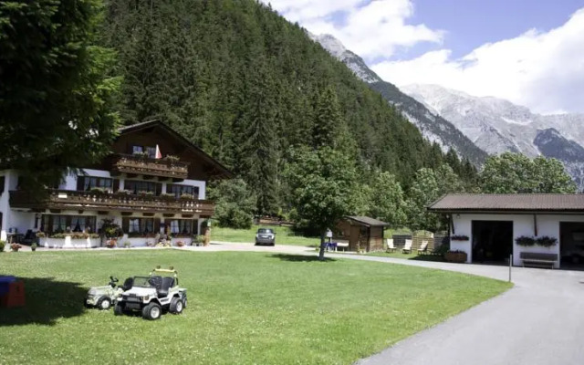 Landhaus Manuela & Haus Michael