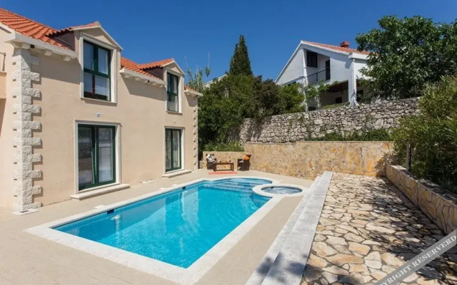 Villa Rosin Dubh