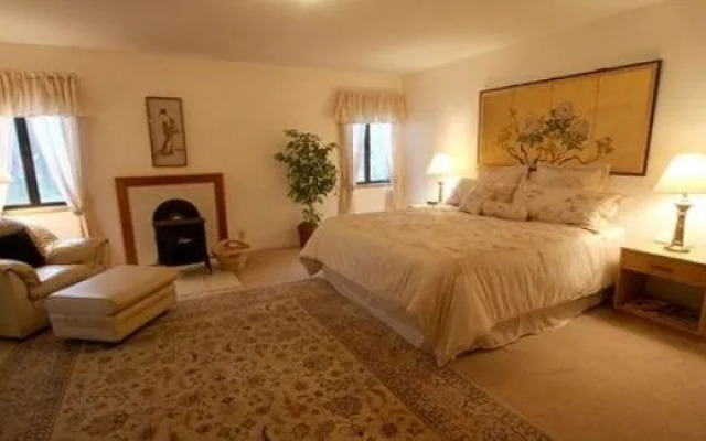 Halana Hale Vacation Rental