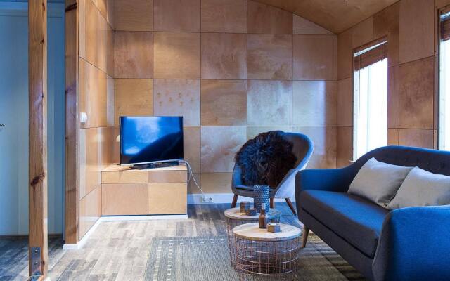 Acco Apartments