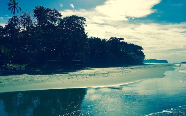 Lapalapa Beachfront