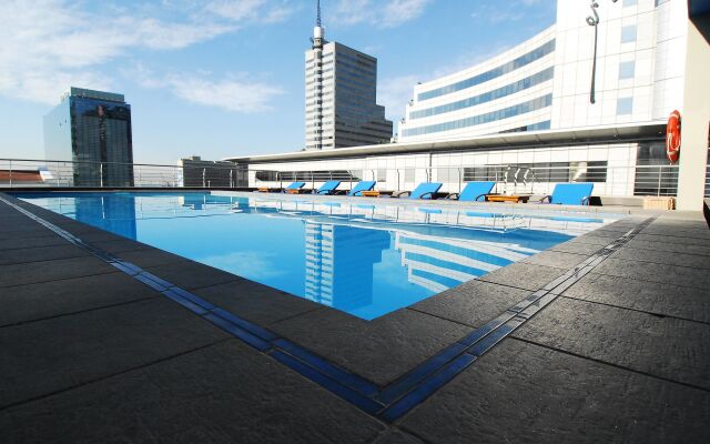 Protea Hotel by Marriott Cape Town North Wharf