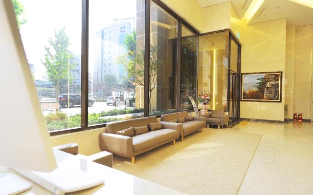 THE RECENZ Dongdaemun Hotel