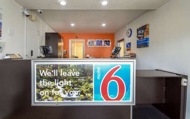 Motel 6 Kelso - Mt. St. Helens