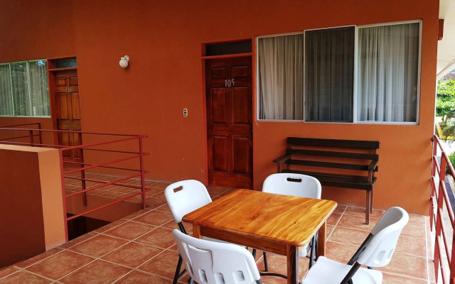 Hotel & Villas Huetares