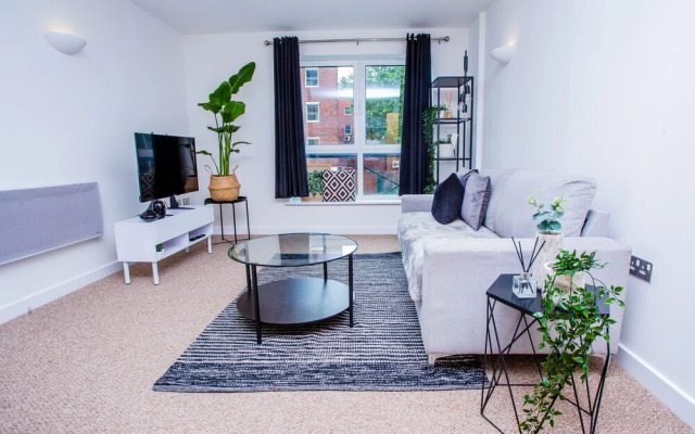 Nest Easy - Alpha House