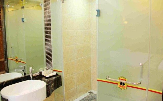 Super 8 Hotel Xianning Yinquan Shizhengfu