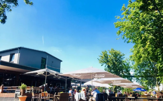 Mintarder Wasserbahnhof