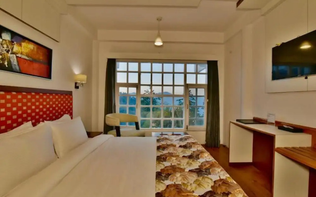 Hillcrest Resort by DLS Hotels