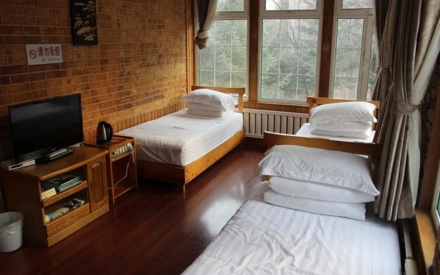 Changbai Mountain Resort Hotel