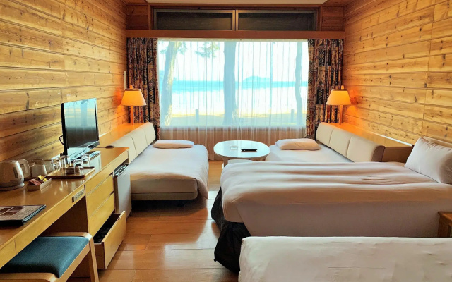 Okubiwako Makino Grand Park Hotel