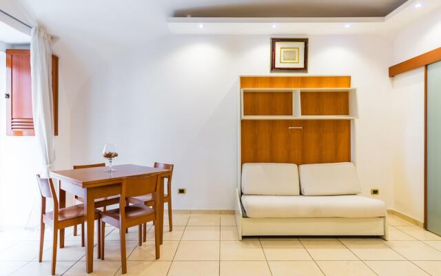 Tolentino Studio Flat by Napoliapartments