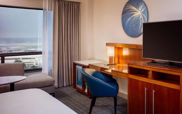 Hyatt Regency Crystal City at Reagan National Airport