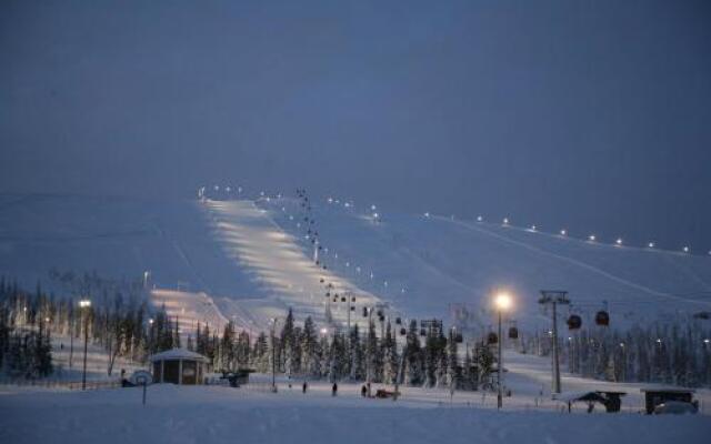 All Ice Lapland Chalets I