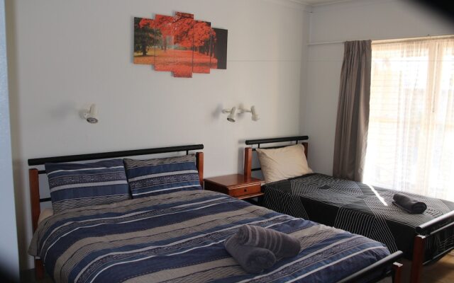 Coolgardie GoldRush Motels