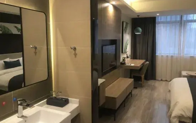 Shankee Tea Style Hotel (Shaoguan Qujiang Nanhua Temple)