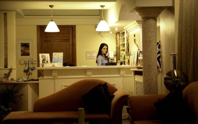 Sun Rise Hotel Studios & Apartments
